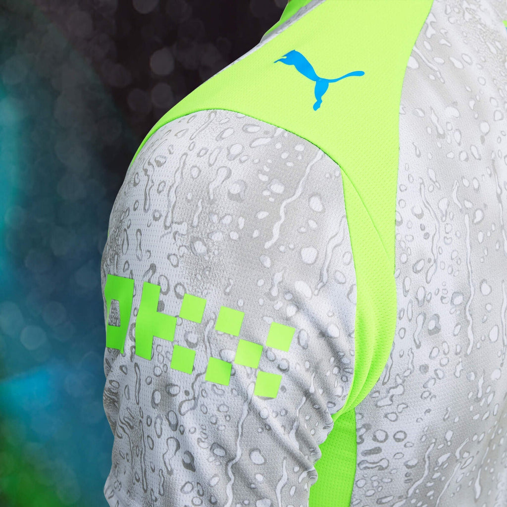 Manchester City 3rd Kit 2025/26 - Player Version – gray and white retro football jersey detail view