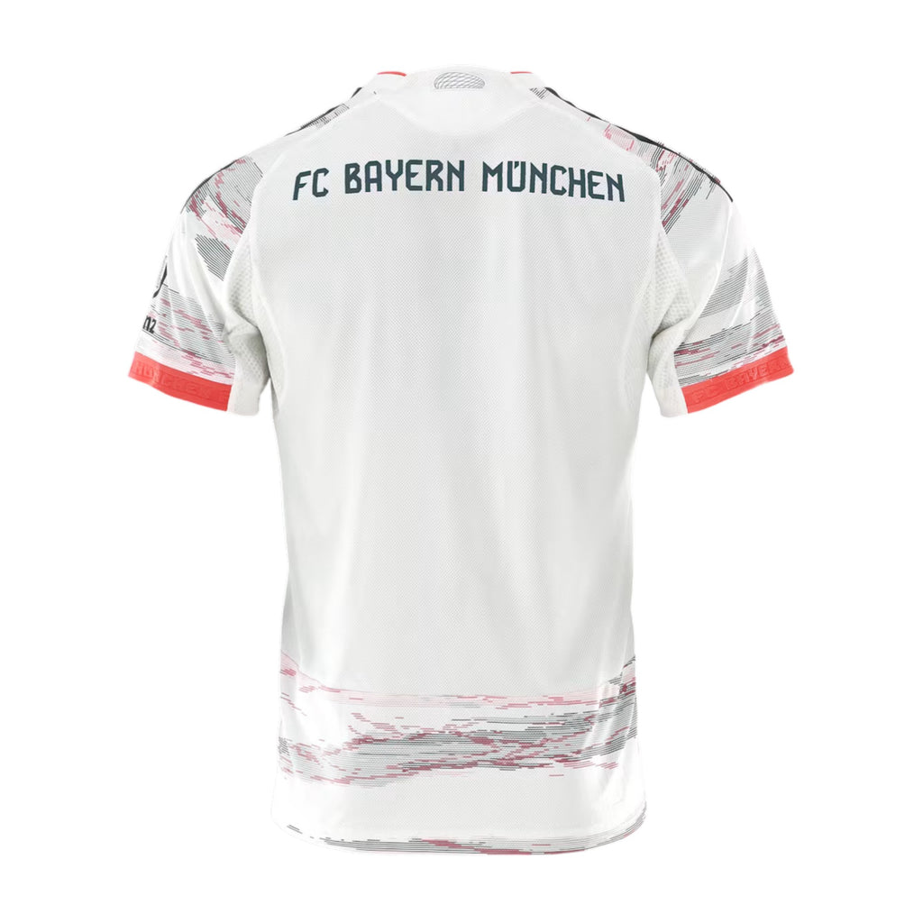 Bayern Munich visitante 25-26 versión jugador