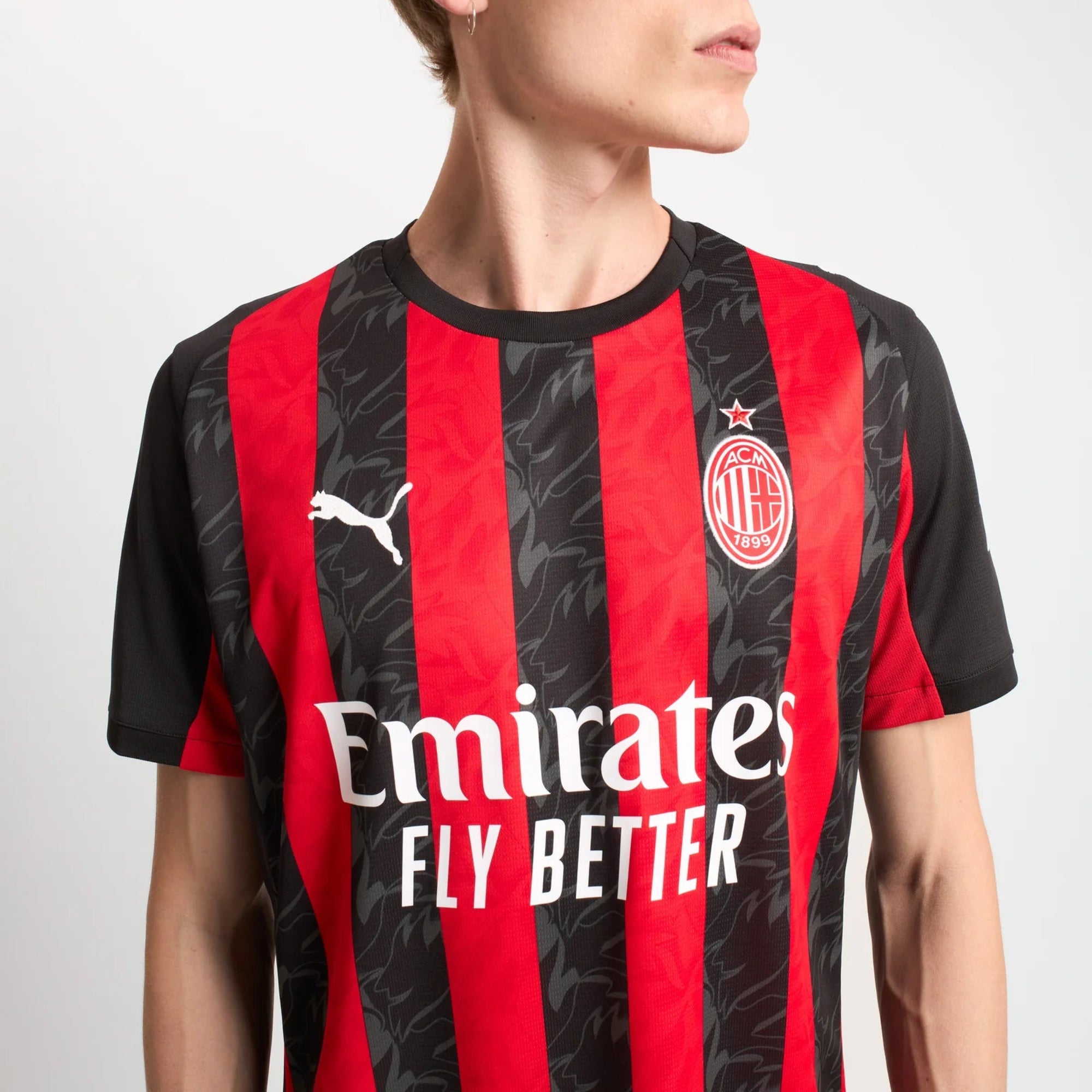Milan Local 25-26 versión fan