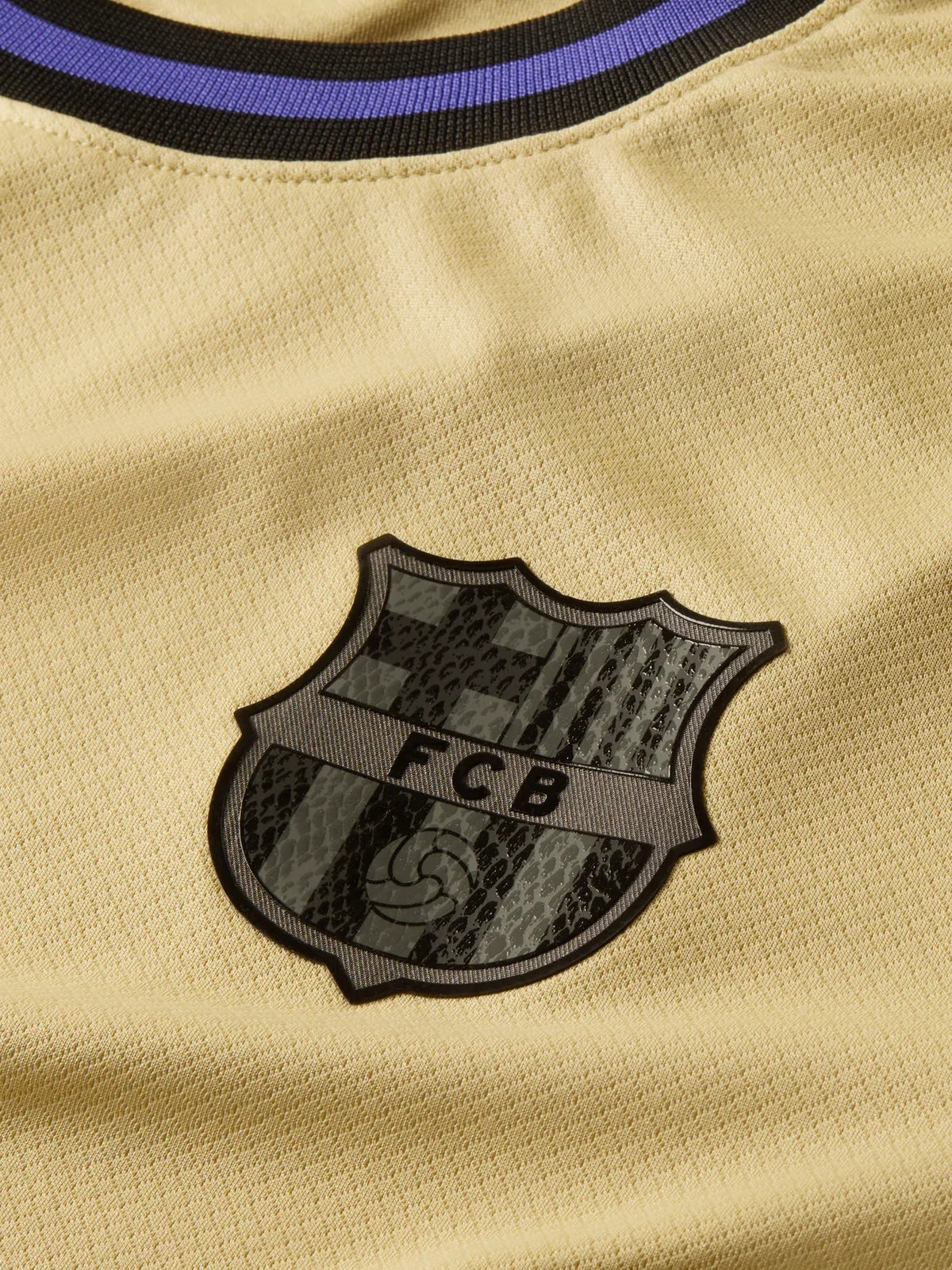 Barcelona Away Kit Raphinha #11 2025/26 (La Liga) – beige retro football jersey side view
