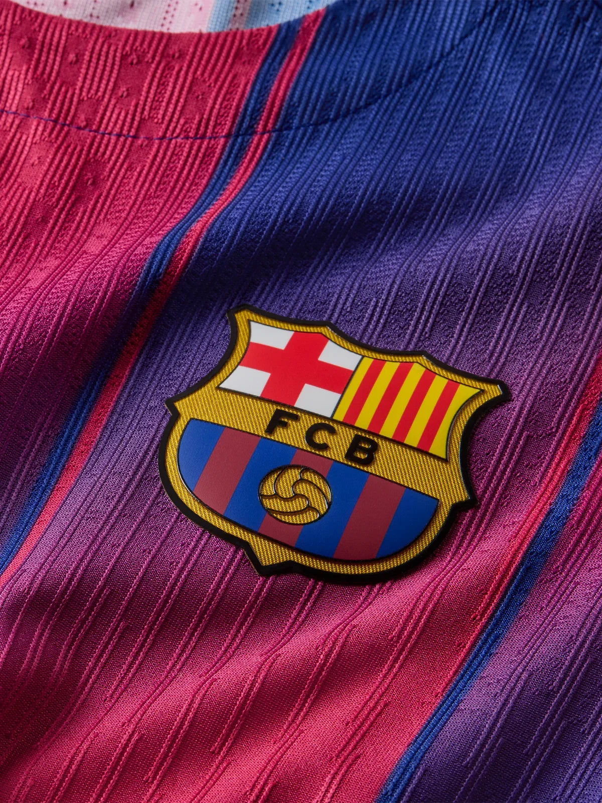 Barcelona Home Kit Raphinha #11 2025/2026 (Champions League) – beige and white retro football jersey detail view
