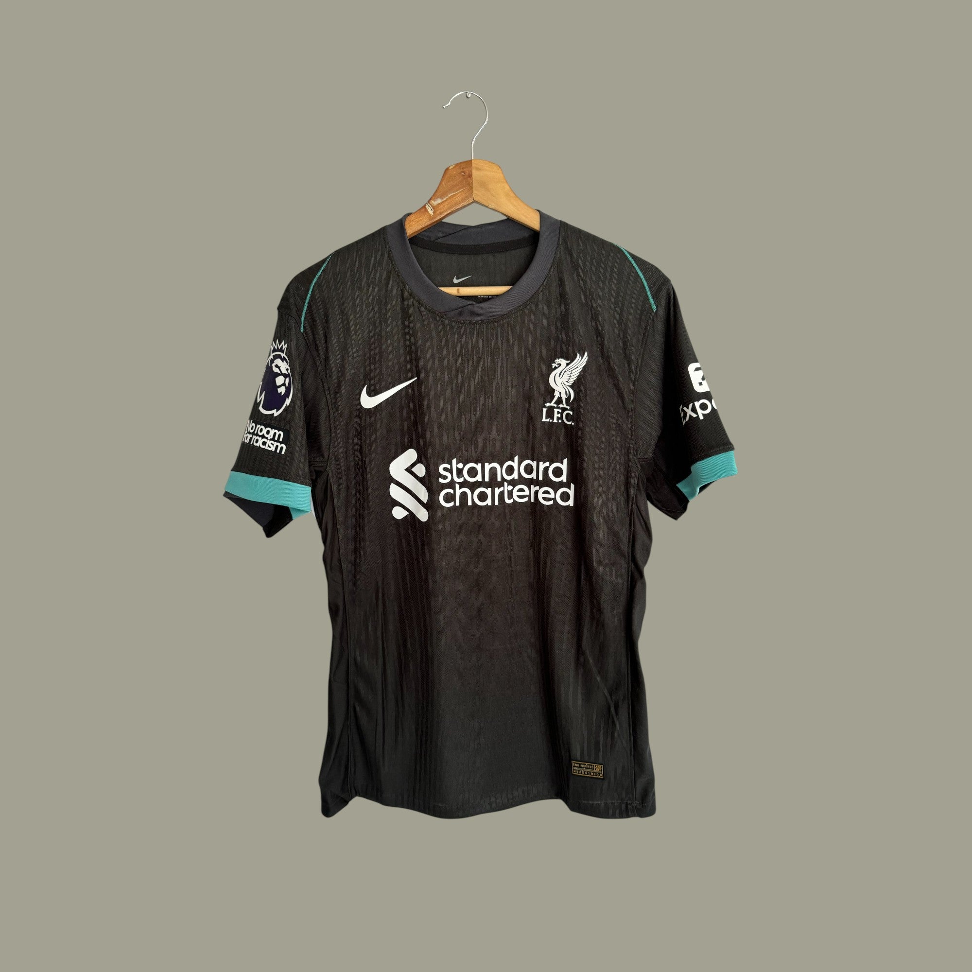 Camiseta del Liverpool visitante 24/25 versión jugador