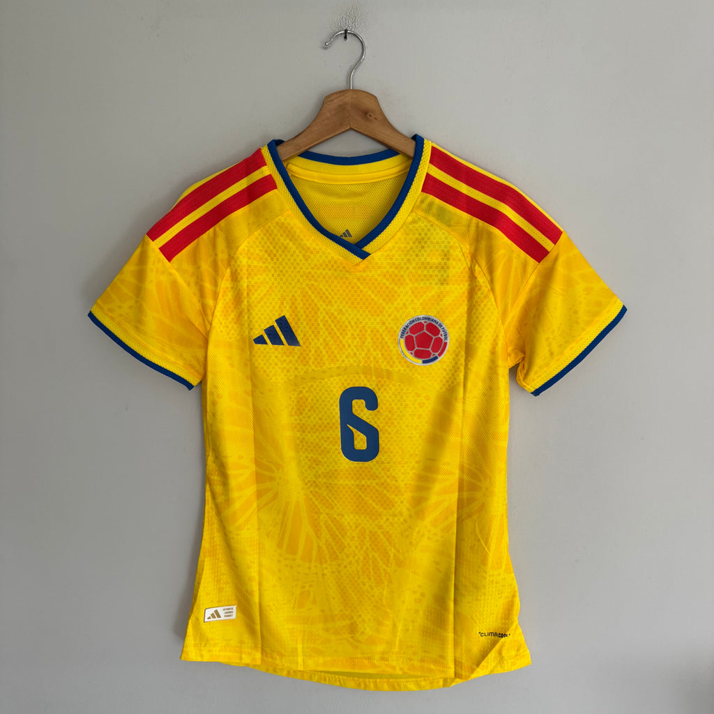 Colombia local mujer versión jugador - Richard Rios