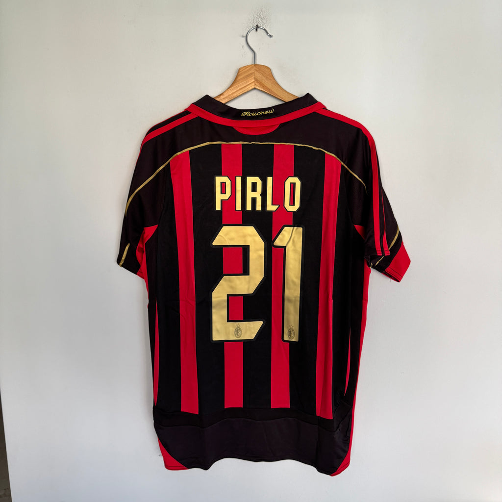 Milan 06-07 local - Pirlo