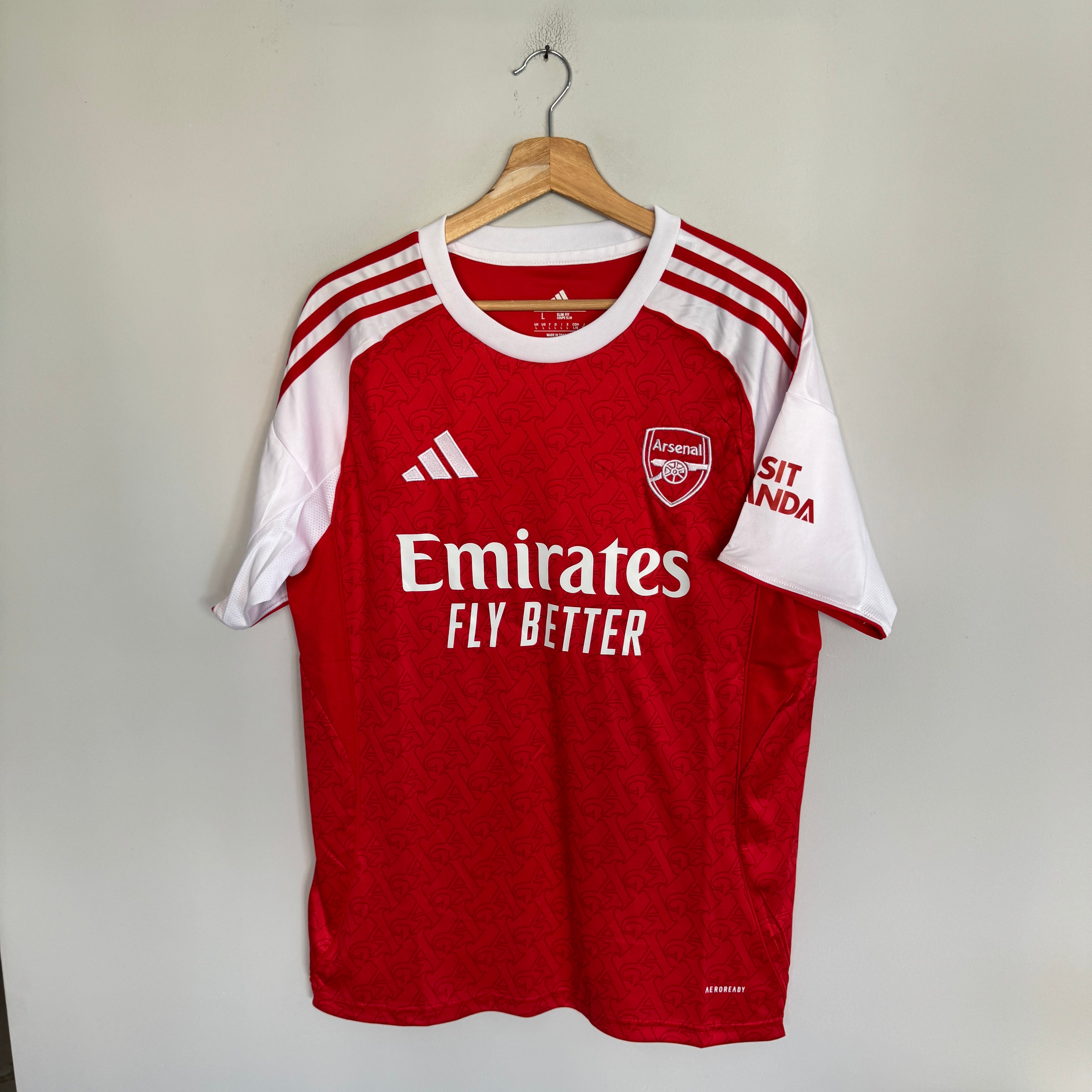 Arsenal 25-26 local