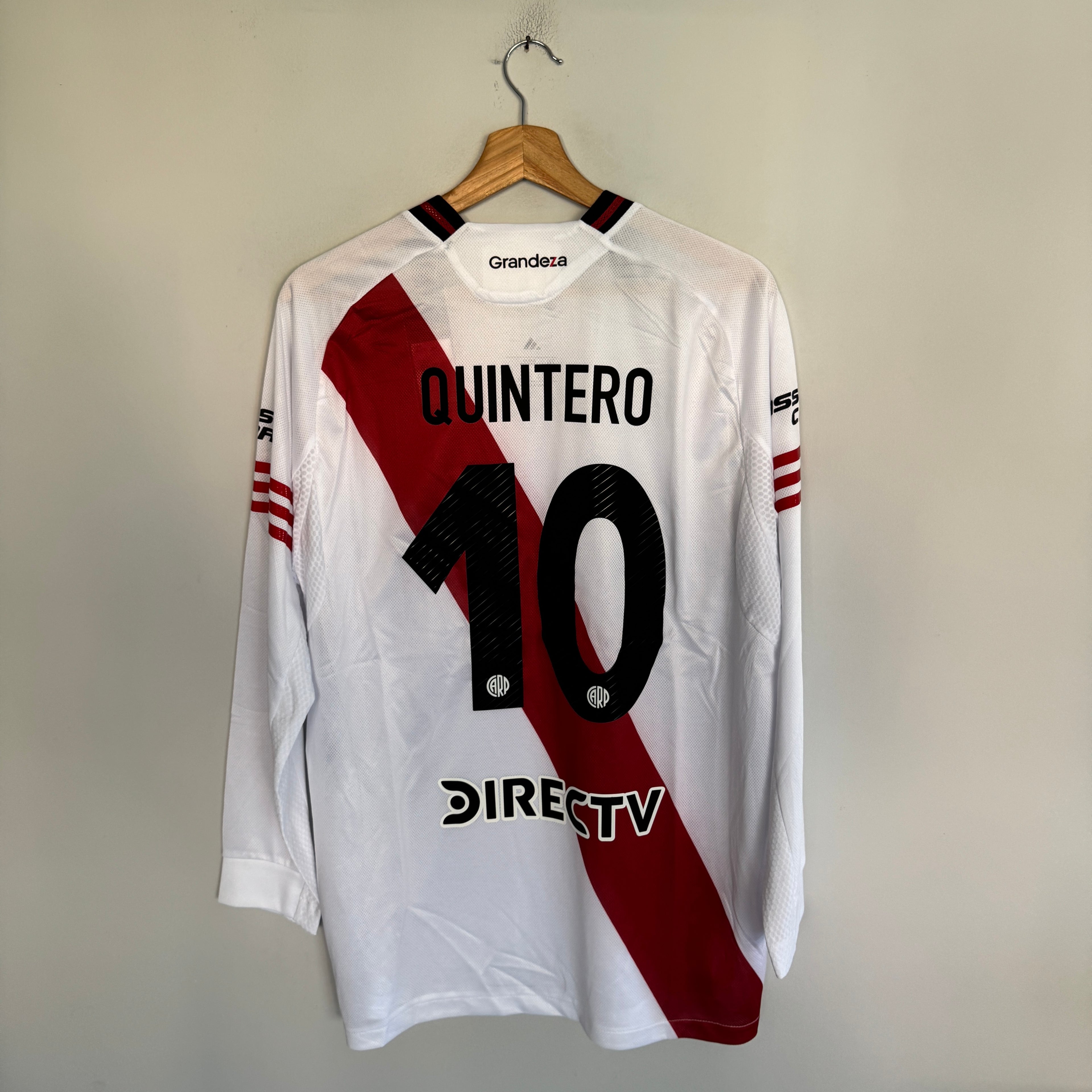 River Plate local versión jugador - Quintero