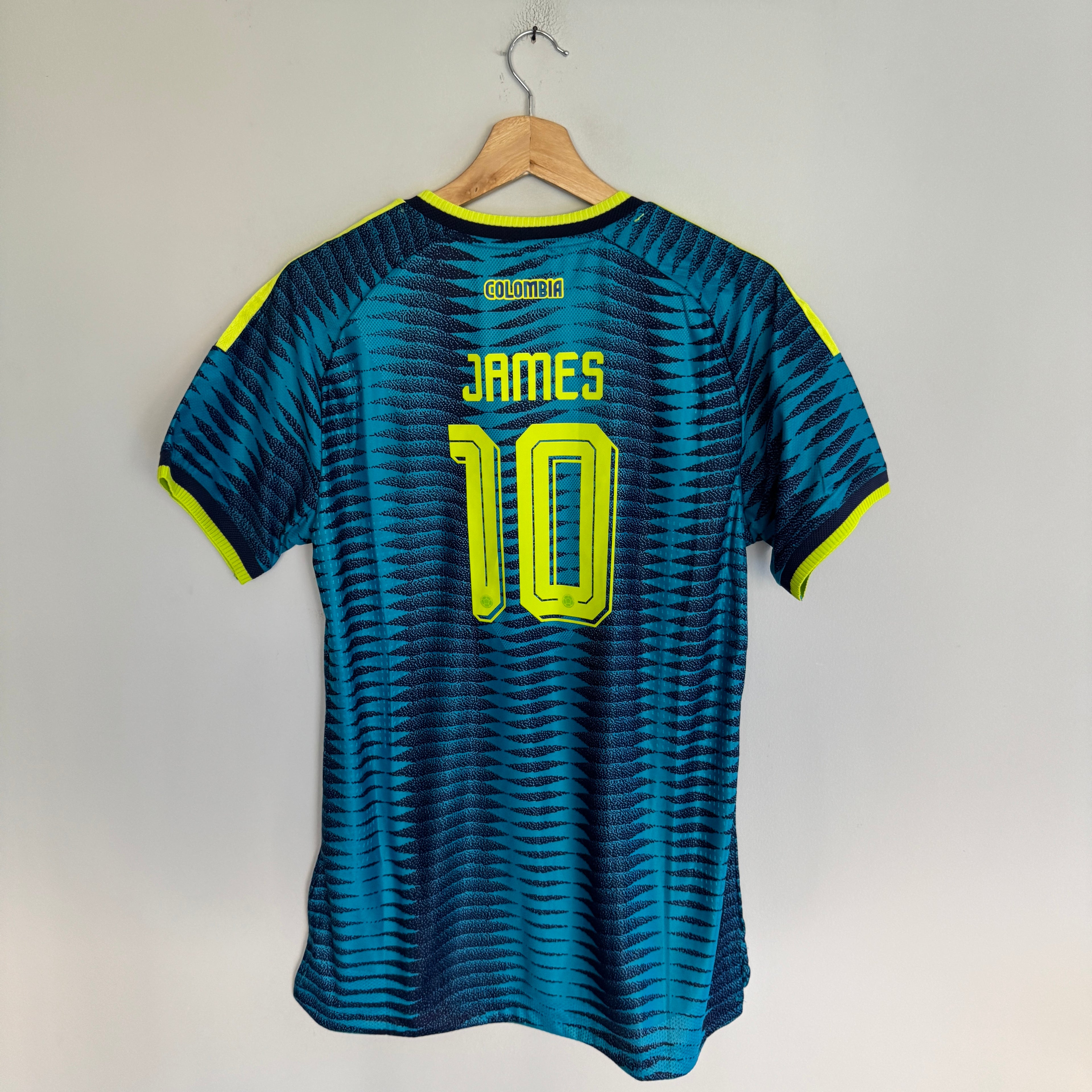 Colombia 2026 mujer versión jugador - James