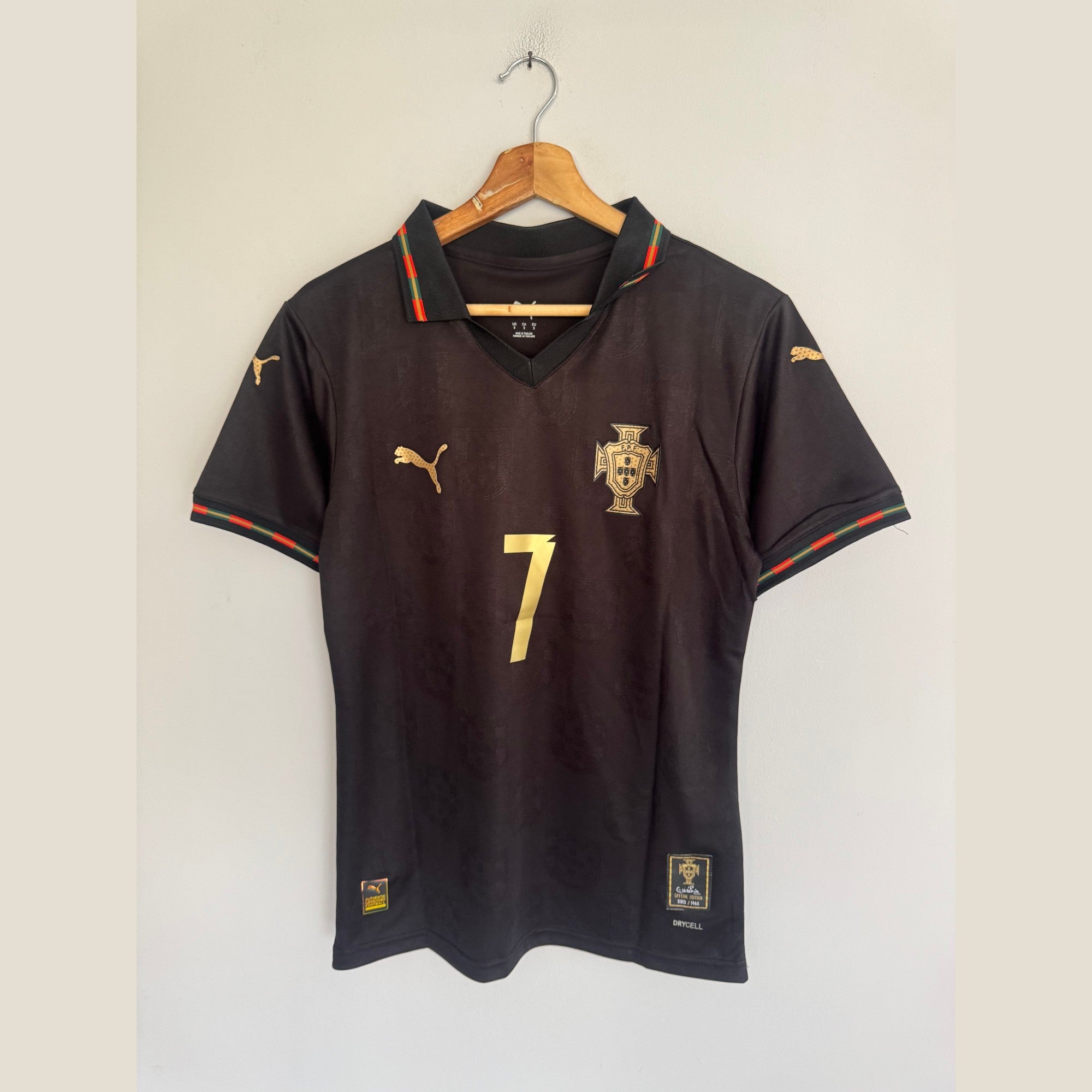 Portugal Pantera Negra versión jugador - Ronaldo
