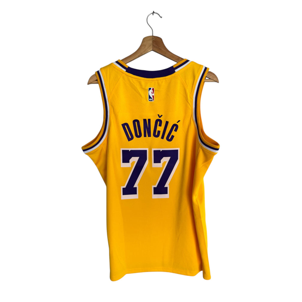Los Angeles Lakers amarilla - Luka Doncic