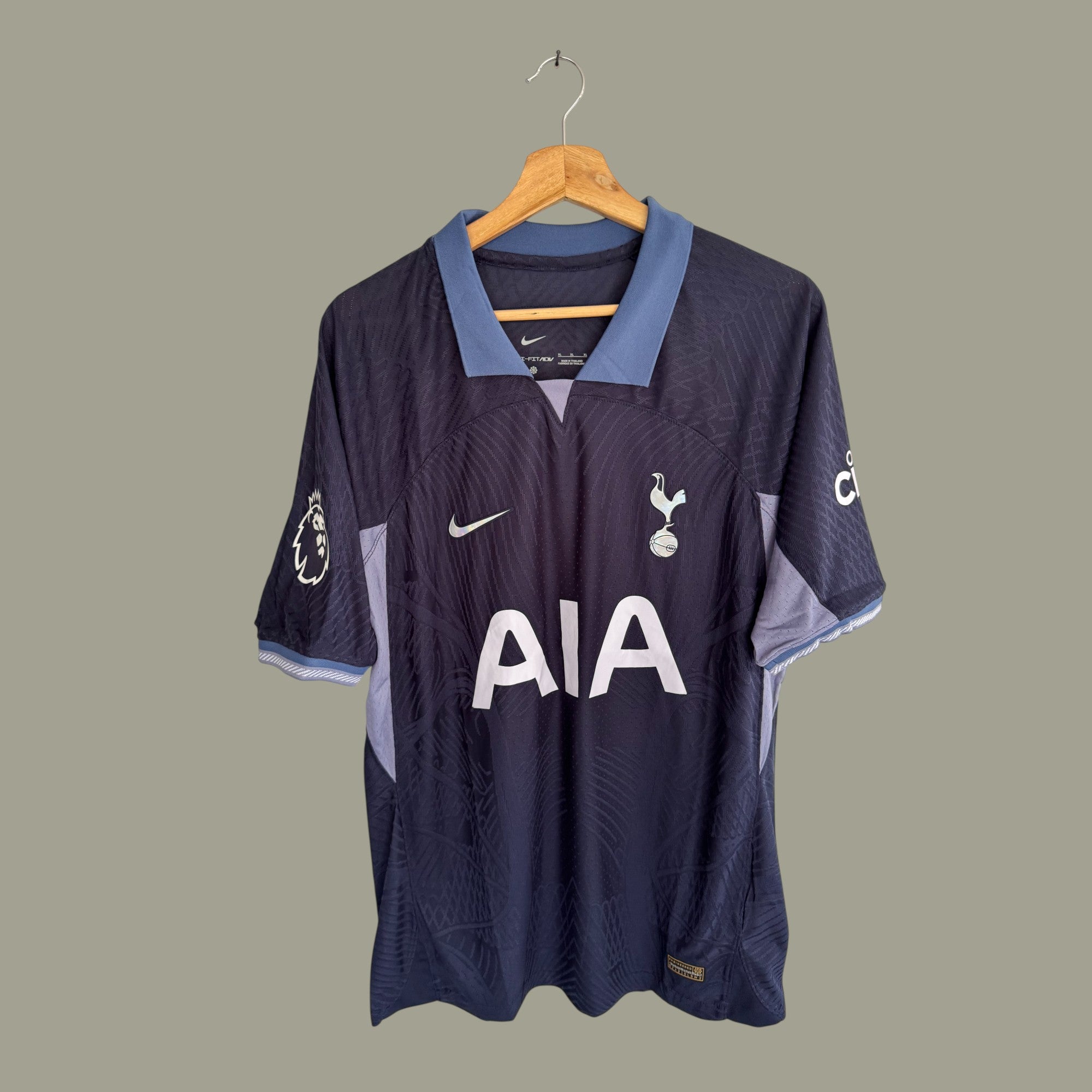 Tottenham 23-24 visitante versión jugador