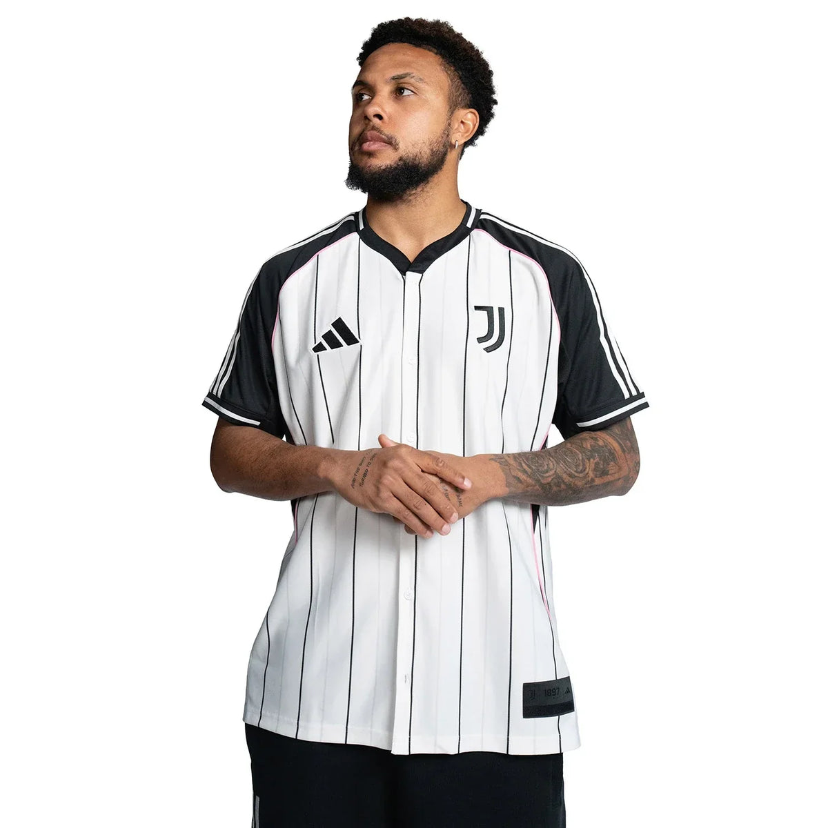 Juventus Adidas Baseball Jersey – striped and navy and white retro football jersey detail view