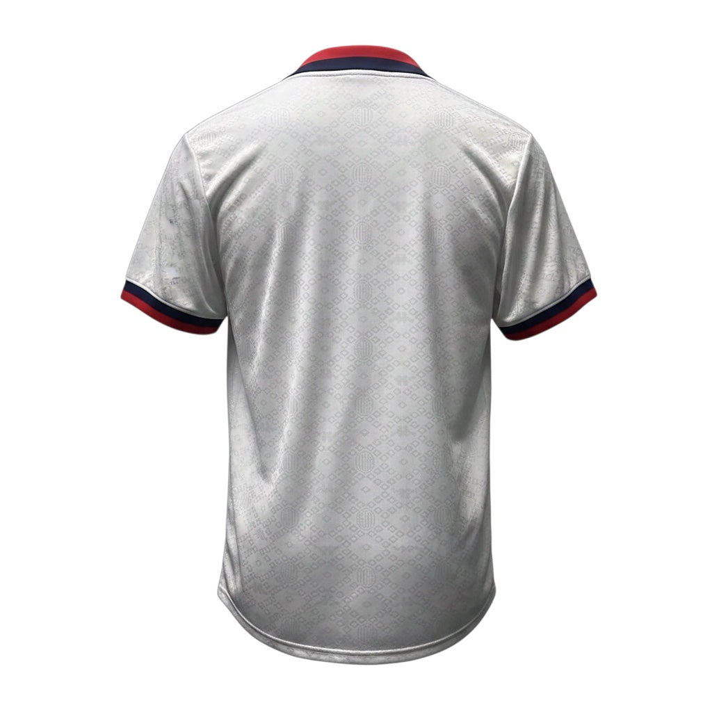 Archive Football AC Milan 1989/90 away retro jersey in white with red and black collar and sleeve trim