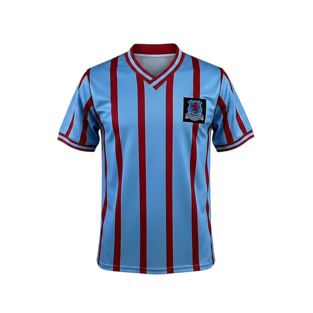 Archive Football Aston Villa 1957 retro jersey in light blue and claret with V-neck and embroidered club crest