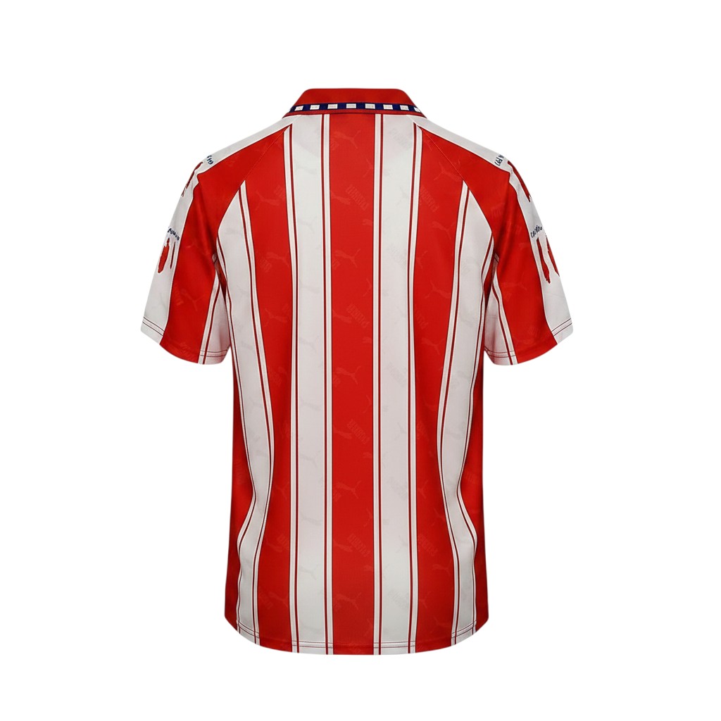 Vista trasera de la camiseta retro local 1994/95 del Atletico Madrid de Archive Football con rayas rojas y blancas