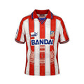 Camiseta retro de local del Atletico Madrid 1996/97 de Archive Football con rayas rojas y blancas y cuello polo.
