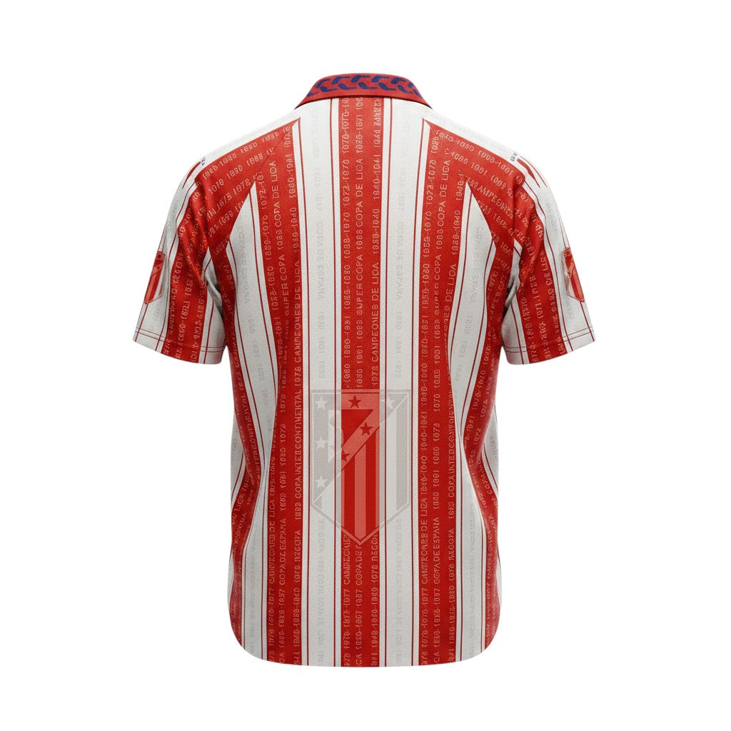 Vista trasera de la camiseta retro local 1995/96 del Atletico Madrid de Archive Football con rayas rojas y blancas