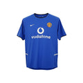 Camiseta retro Archive Football del Manchester United 2002/03 en color azul con escudo bordado y logo de patrocinador