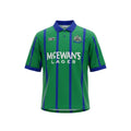 Camiseta retro Archive Football del Newcastle United 1993/95, verde con rayas azules, cuello polo y logo bordado.