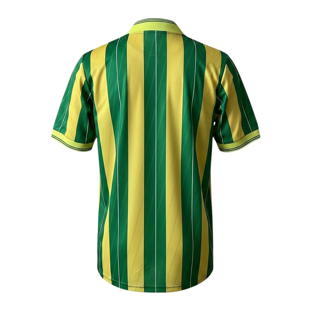 Vista trasera de la camiseta retro de visitante 1988/90 del Newcastle United de Archive Football con rayas verdes y amarillas