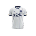 Archive Football Everton 2026/2027 away jersey in white with navy pinstripes, team emblem, and sponsor logo.