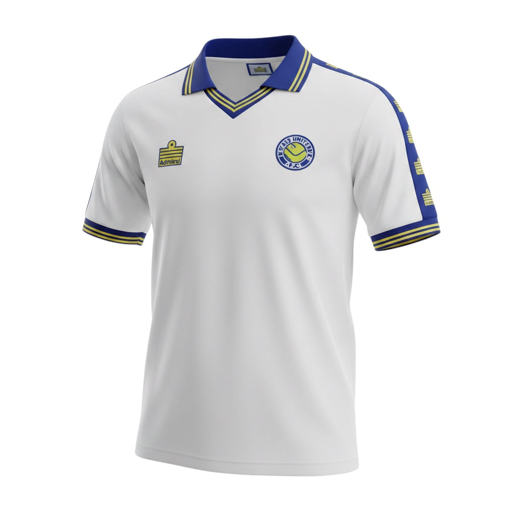Archive Football Leeds United 1977/78 retro home jersey in white with blue and yellow trim and embroidered crest.