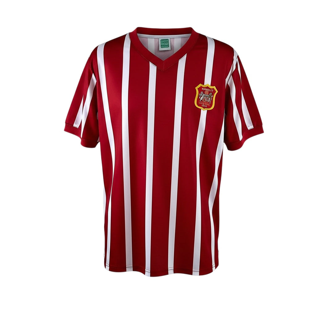 Archive Football Manchester City 1956 retro home jersey in red and white stripes with an embroidered club crest