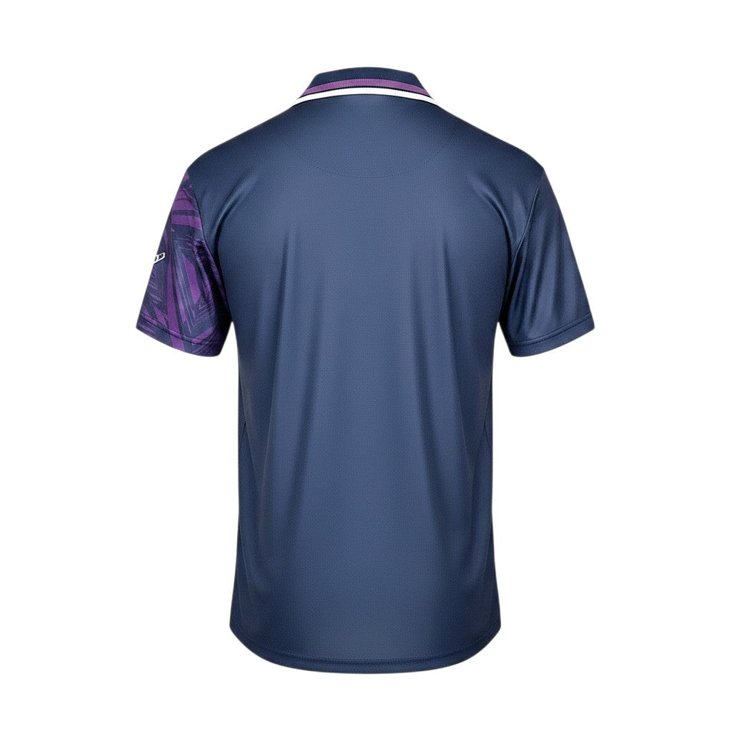 Vista trasera de la camiseta retro de visitante 1994/95 del Tottenham Hotspur de Archive Football en azul y morado