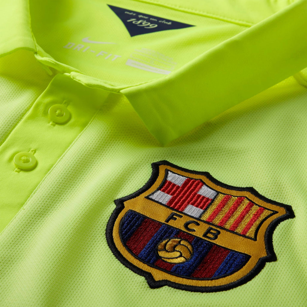 Barcelona Third Kit 14/15 Neymar Jr #11 – yellow retro football jersey detail view
