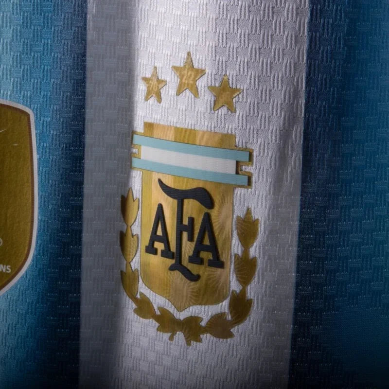 Argentina Julián Álvarez #9 Home Kit - 2026 World Cup – striped retro football jersey close-up detail