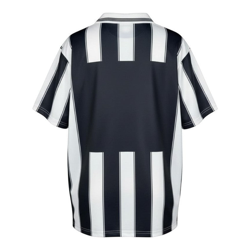 Hinchas Sportswear Store Beşiktaş JK retro 96/97 home jersey, black and white vertical stripes, polo collar.