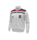 Chaqueta deportiva retro blanca de Hinchas Sportswear Store con rayas azules y rojas en el pecho y el escudo de Inglaterra.