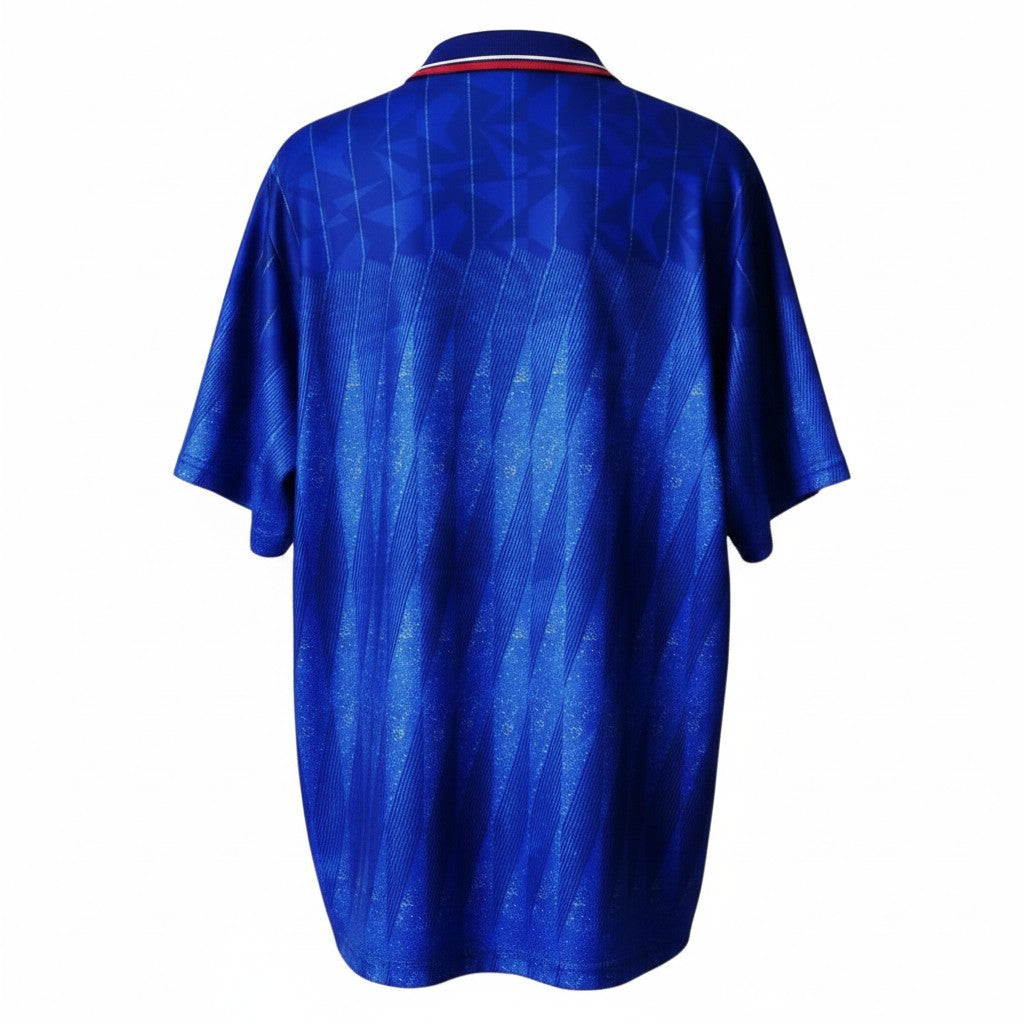 Hinchas Sportswear Store blue royal Chelsea FC retro 1989/91 Umbro home football shirt with white trim collar.
