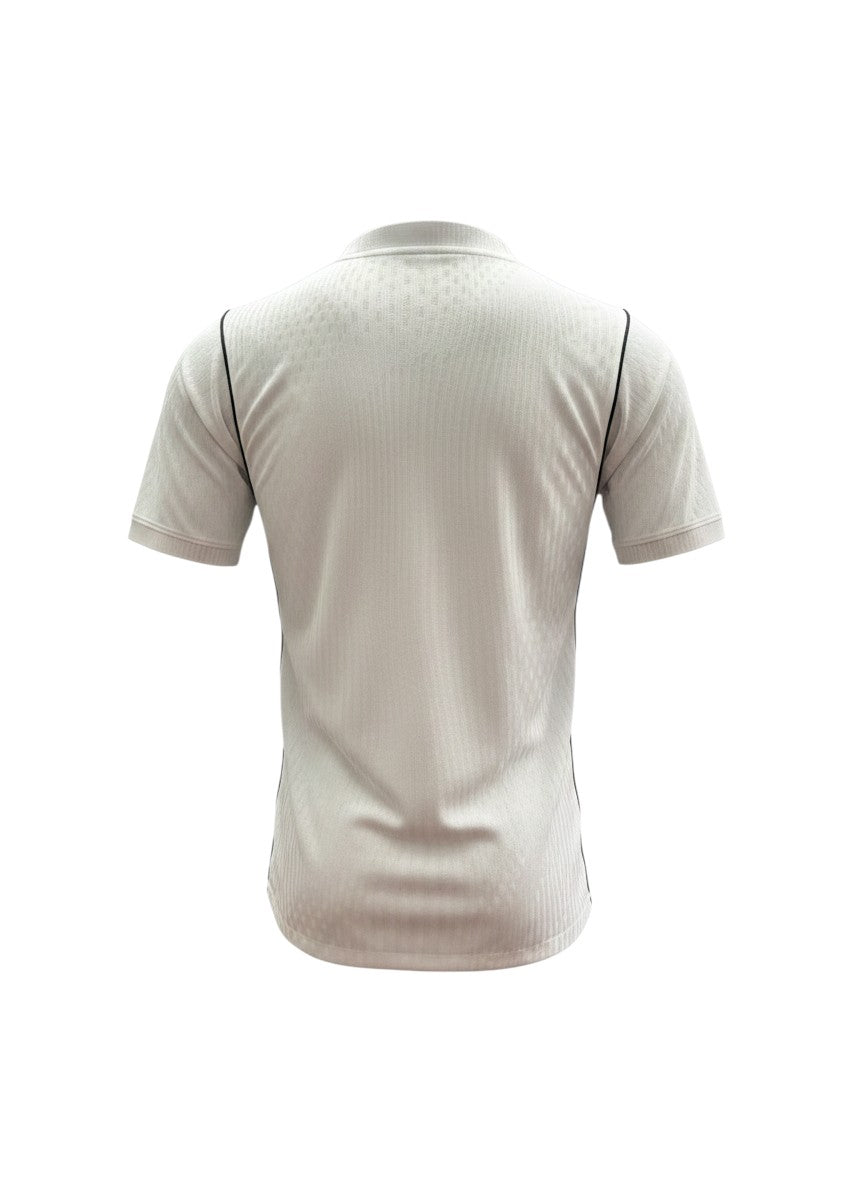 Hinchas Sportswear Store camiseta de fútbol blanca Nike Corinthians 2026/27 con textura jacquard de rayas verticales y ribetes negros.
