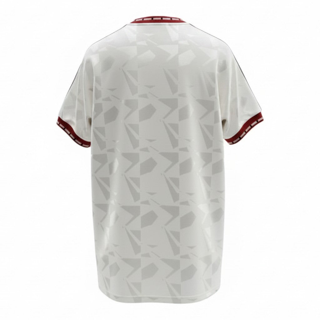 Hinchas Sportswear Store white Manchester United 1991 retro jersey with geometric pattern, red sleeves and collar.