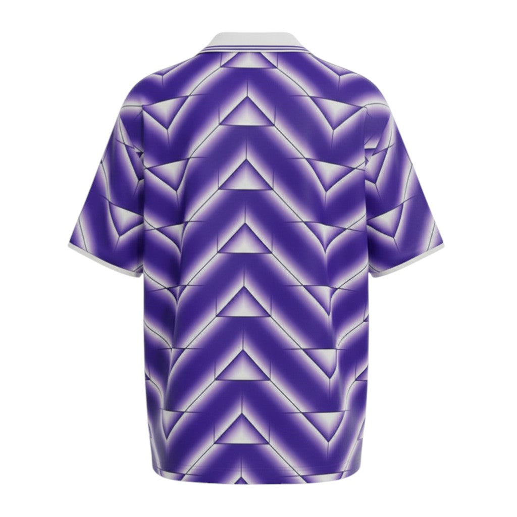 Hinchas Sportswear Store Real Madrid retro purple jersey with white collar and cuffs, featuring Adidas logo and crest. Geometric zigzag pattern.