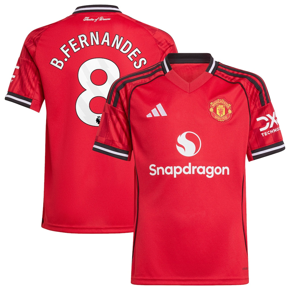 Manchester United Bruno Fernandes Home Jersey 2025/26 (Premier League) – red retro football jersey detail view