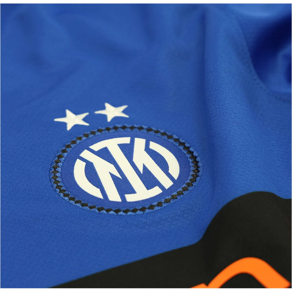 Inter Milan 4th Kit Special Edition AGG 25/26 – white retro football jersey detail view