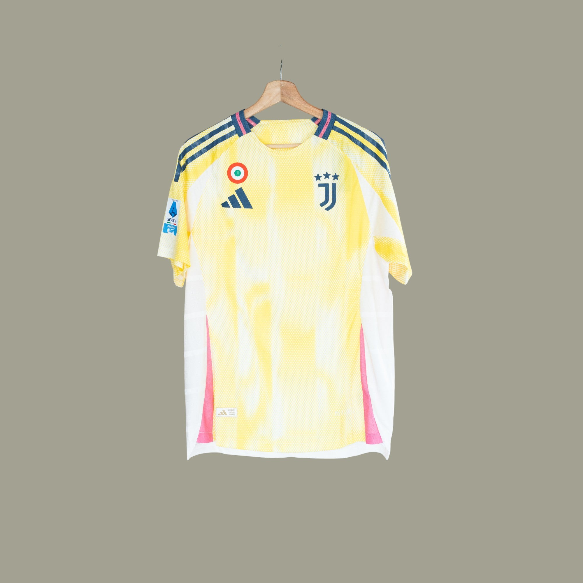 Juventus 24-25 visitante versión jugador