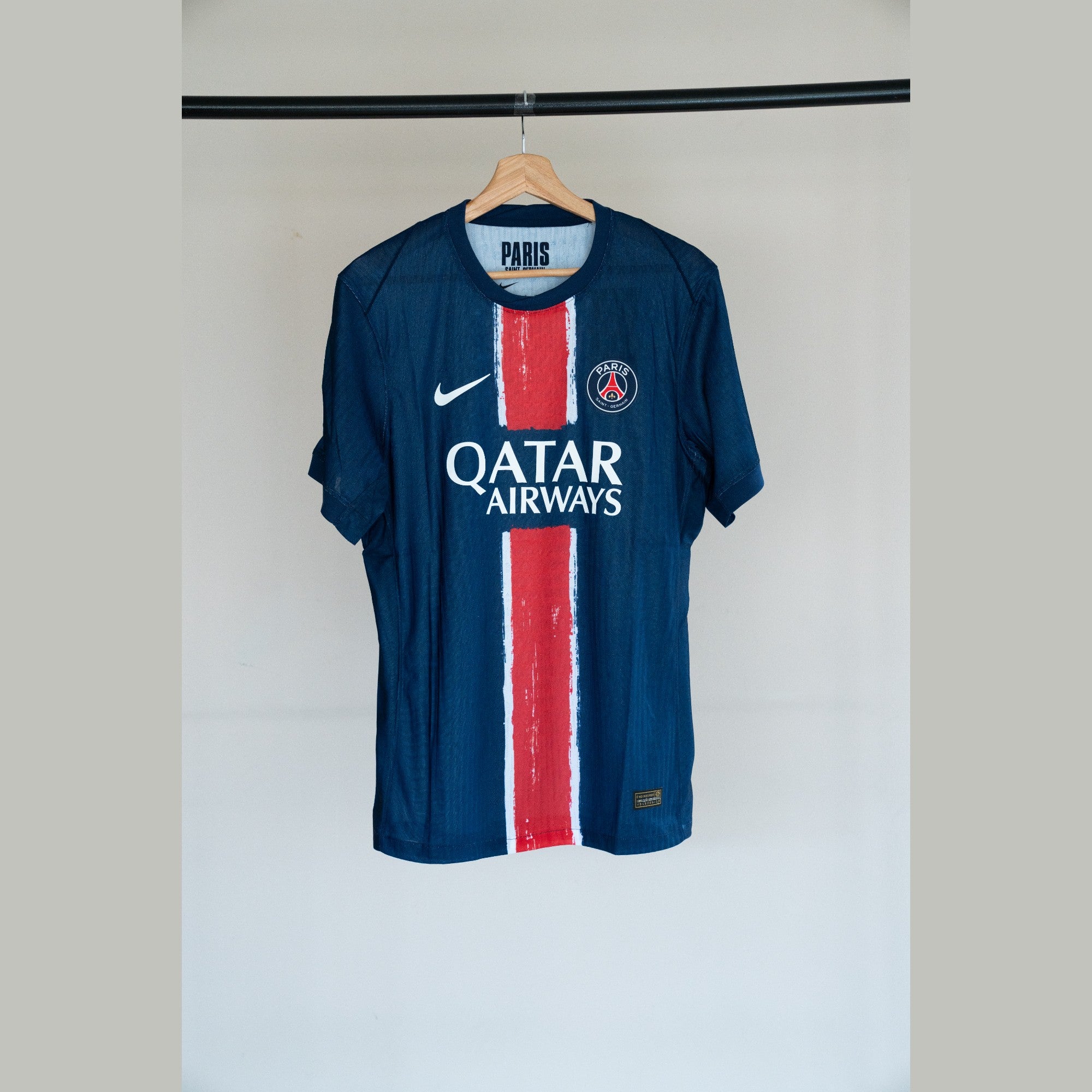 PSG 24-25 local versión jugador